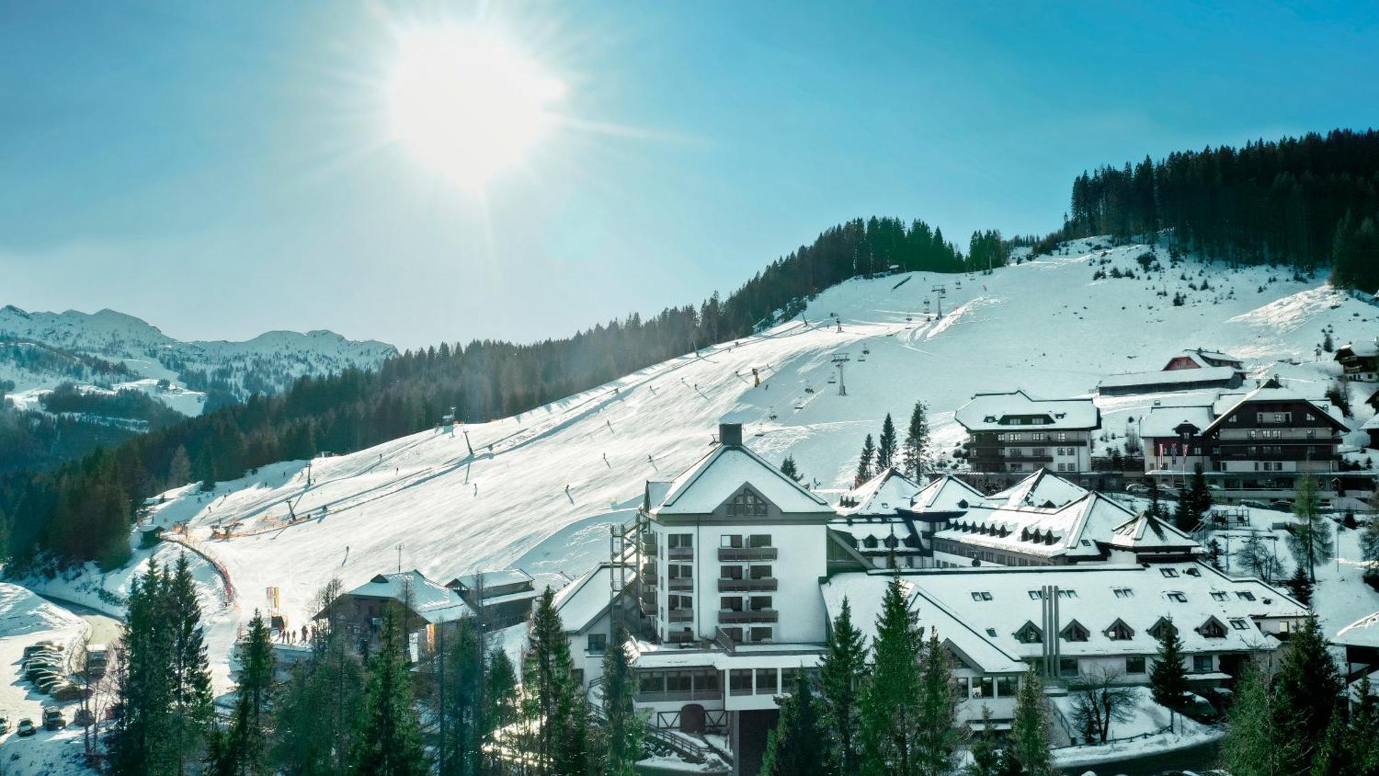 Hotel Robinson Schlanitzen Alm - Hermagor Extérieur photo